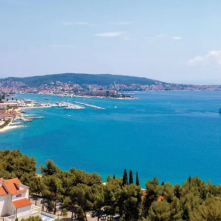 Lovely In Kastel Novi With Wifi * Kaštela